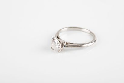 BOUCHERON 
Solitaire ring in platinum adorned...