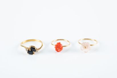 Gold lot comprising two children's rings,...