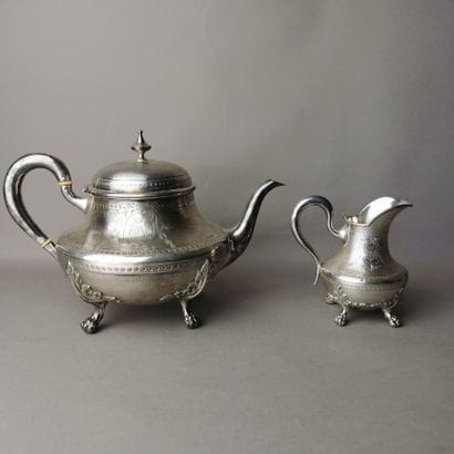 Silver TEA SERVICE (2 pieces). PARIS, TETARD...