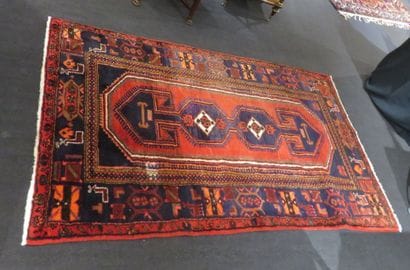 Thly Erkn wool carpet with knotted dots on...
