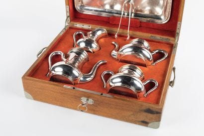 Silver tea and chocolate set. PARIS, CROSVILLE...