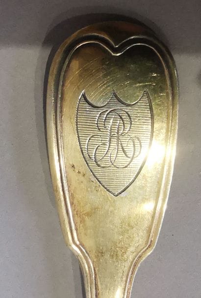 Gilded silver SAUPOUDREUSE OR OLIVE SPOON....