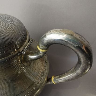 Silver TEA SERVICE (2 pieces). PARIS, TETARD...