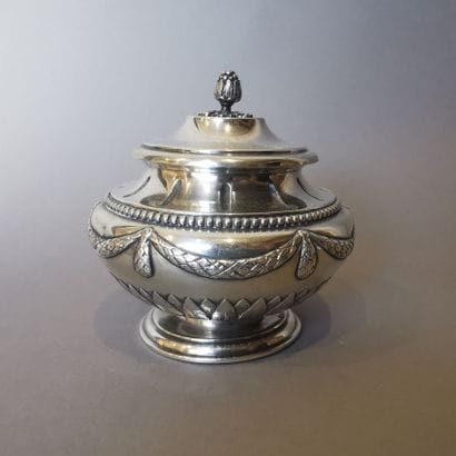 Silver SUGAR POT, gilt interior. PARIS, CARDEILHAC,...
