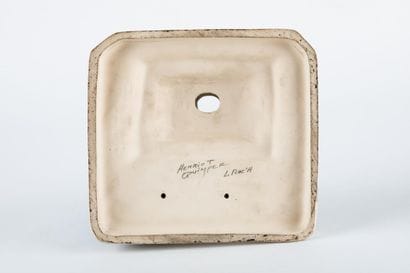 Jorj ROBIN (1904-1928)
Hen
Enameled stoneware...