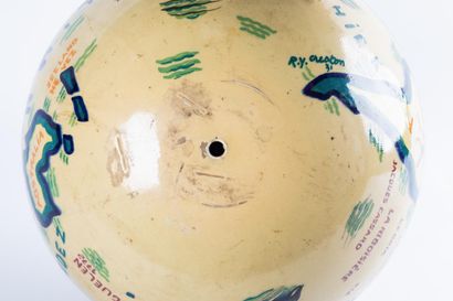 René-Yves CRESTON (1898-1964)
Important globe...