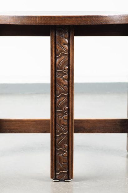 Joseph SAVINA (1901-1983)
Pedestal table
Waxed...