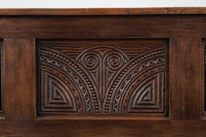 Joseph SAVINA (1901-1983)
Bureau Seiz Breur
Chêne...