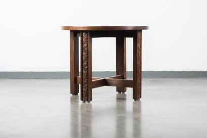 Joseph SAVINA (1901-1983)
Pedestal table
Waxed...