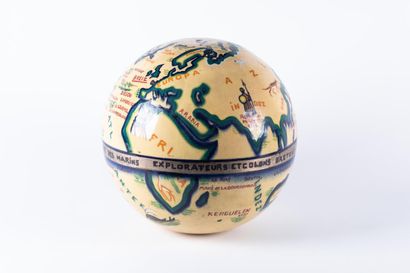 René-Yves CRESTON (1898-1964)
Important globe...
