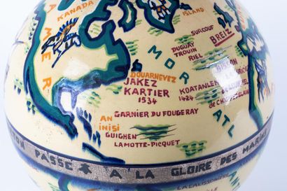 René-Yves CRESTON (1898-1964)
Important globe...