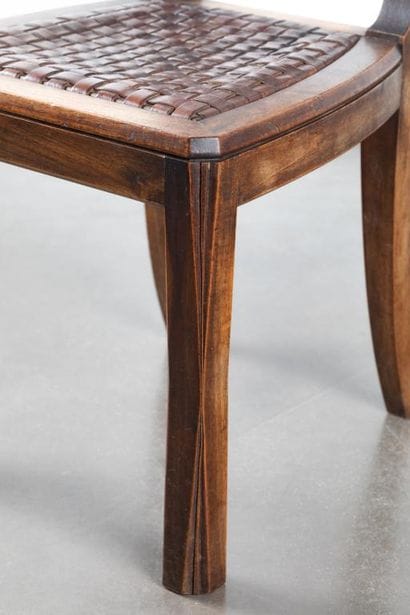 Jorj RUAL (1901-1986)
A large table with...