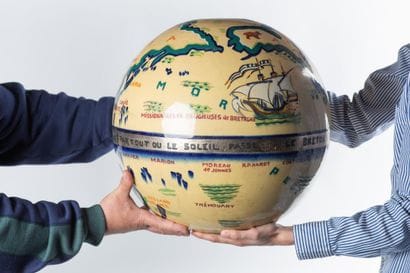 René-Yves CRESTON (1898-1964)
Important globe...