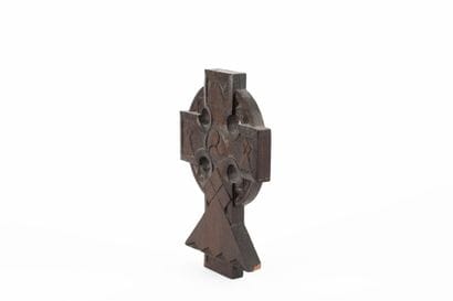 Rafig TULLOU (1909-1990)
Celtic cross
Carved...