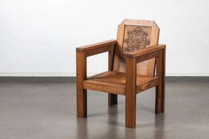 Joseph SAVINA (1901-1983)
Armchair 
Waxed...