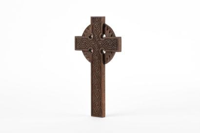 Joseph SAVINA (1901-1983)
Celtic cross
Carved...