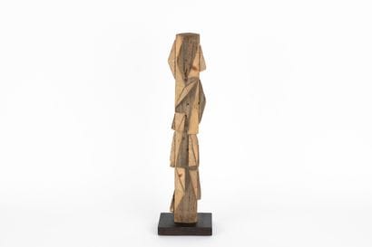 PELLERIN Hélier
Totem n°13, 2022
Bois sculpté...