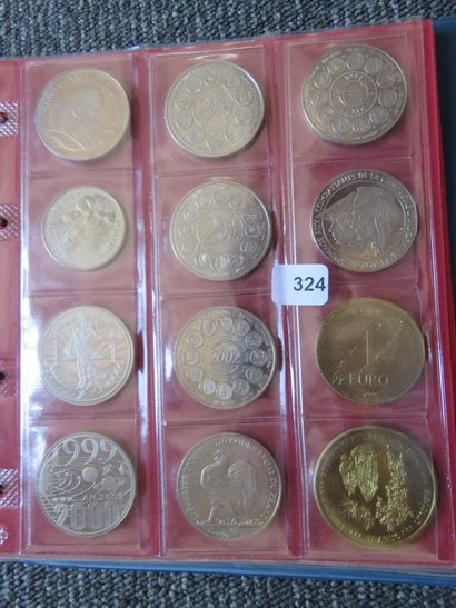 Medals and Tokens - Collection of 39 medals...
