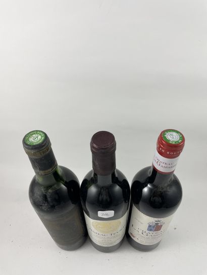 15 btls dont 3 btls Château Ducasse 2012...