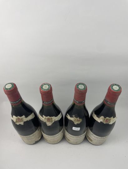 4 btls Pernand-Vergelesses NM (probablement...