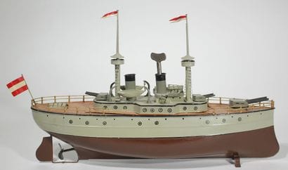 FLEISCHMANN toy boat - Battleship with spur....