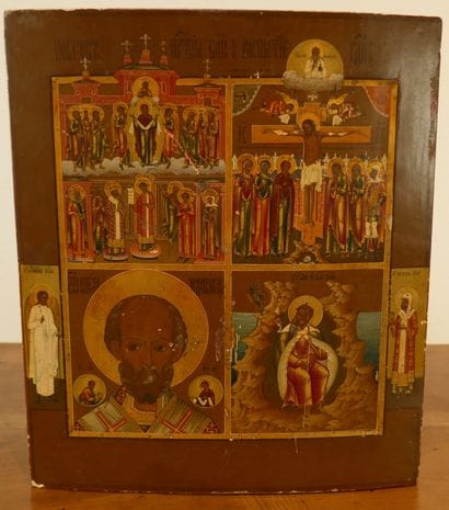 Lacquered and gilded wooden icon depicting...