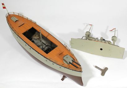 FLEISCHMANN toy boat - Battleship with spur....