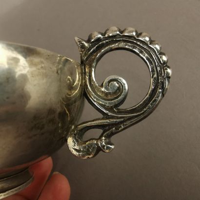 SILVER WEDDING CUP (950). SAINT-MALO, 1716-1718...