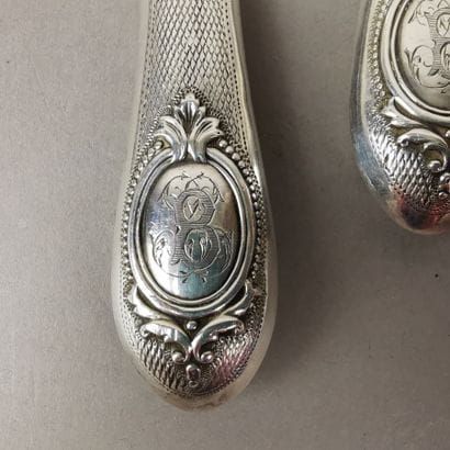 SILVER SERVICE COUVERTS (LOT) (950) (4 pieces)....