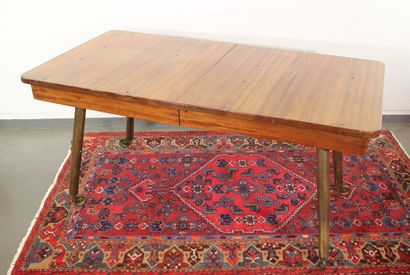 Mahogany extensible table (x 1) in the marine...