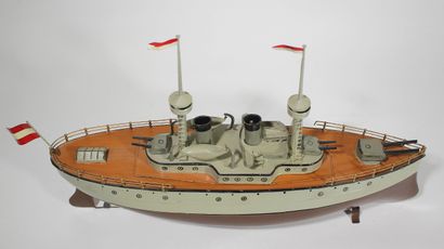 FLEISCHMANN toy boat - Battleship with spur....