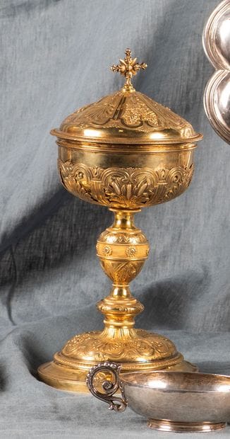 Gilt silver CIBOIRE (950). PARIS, 1819-1838....