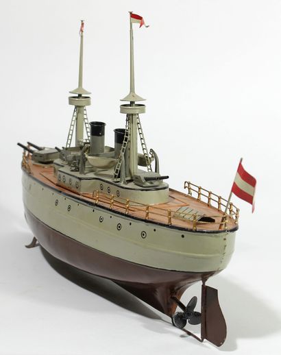 FLEISCHMANN toy boat - Battleship with spur....