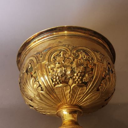 Gilt silver CIBOIRE (950). PARIS, 1819-1838....