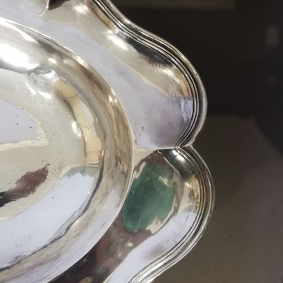 BARBE PLAT in silver-plated metal. Work of...