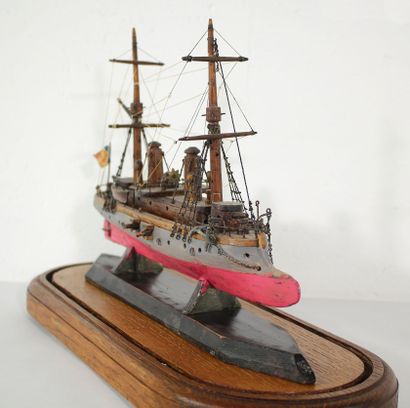 Model of a spur gunboat. Folk art, seaman's...