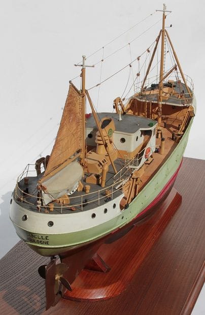 Shipyard model. Side fishing trawler ZABELLE....