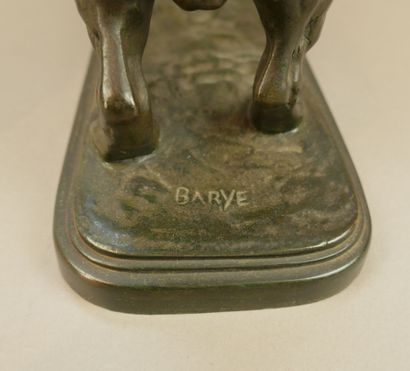 D'après BARYE
Basset
Bronze à patine verte
Haut....