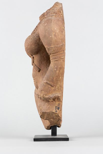 Apsara. Acephalous statue representing a...