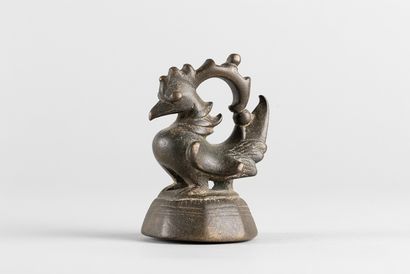 Large weight used to weigh opium. Representation...