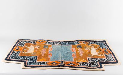 Saddle cloth decorated with lions. Wool velvet...