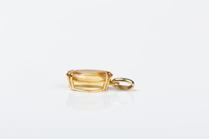 Yellow gold pendant set with a navette-cut...