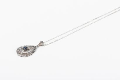 Circa 1920
White gold forcat-link chain featuring...