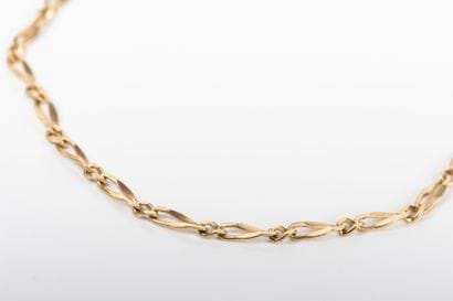 Yellow gold horse chain bracelet. Spring...