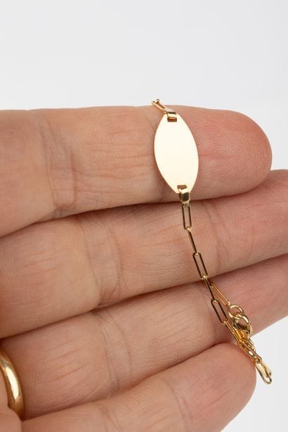 Yellow gold baby ID, elongated mesh, oval...