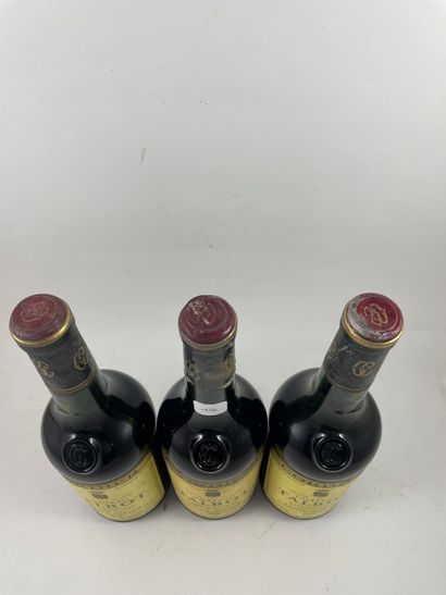 3 btls Château Talbot 1975 - Saint-Julie...
