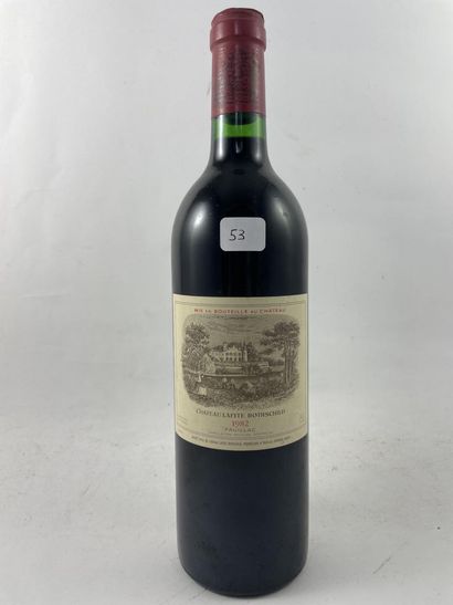 1 btl Château Lafite Rothschild 1982 - P...