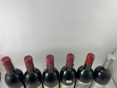12 btls including 4 btls Château de Roquetaillade...