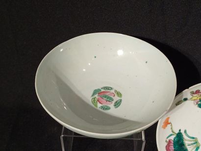 CHINA
Set comprising a porcelain bowl and...