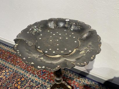 Two guéridons in boiled cardboard with mother-of-pearl...